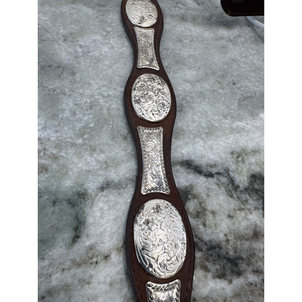 Womens vintage western scallop concho leather belt engraved silver-toned concho - Picture 4 of 6